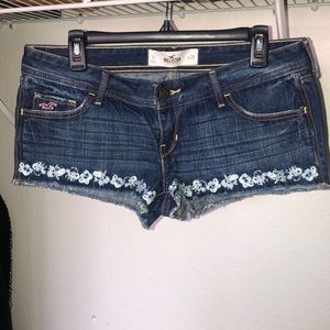 Hollister jeans shorts dark blue size 9